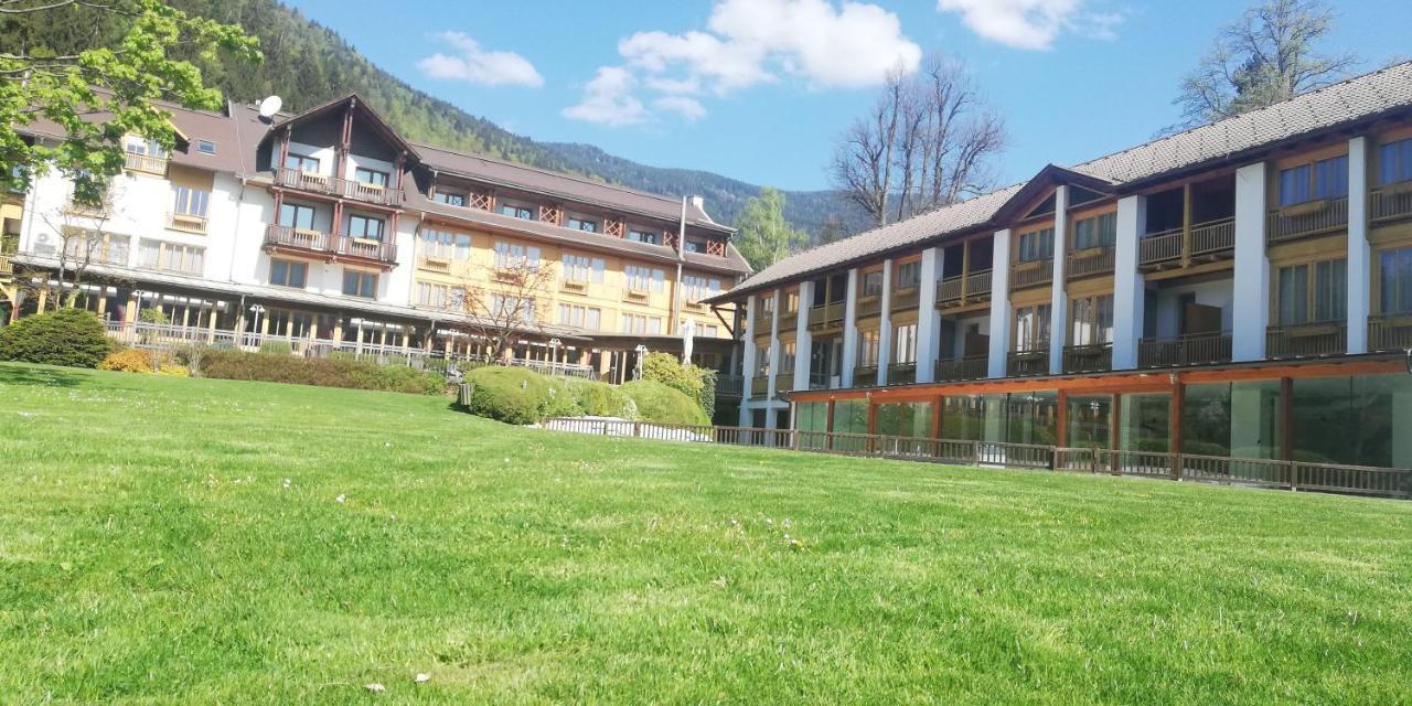 Hotel Urbani Bodensdorf Εξωτερικό φωτογραφία