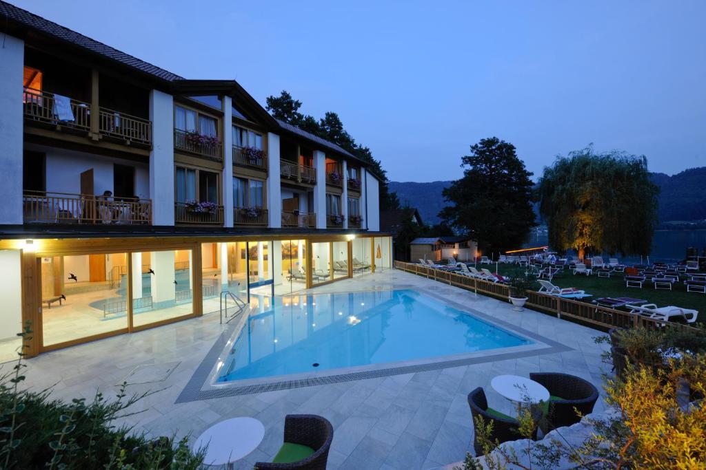 Hotel Urbani Bodensdorf Εξωτερικό φωτογραφία