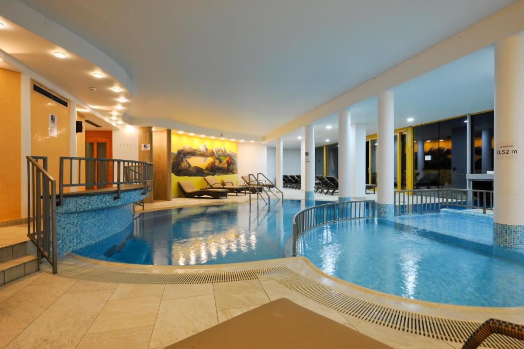 Hotel Urbani Bodensdorf Εξωτερικό φωτογραφία